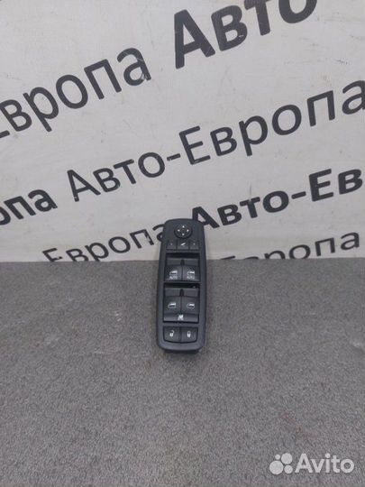 Блок кнопок Jeep Grand Cherokee WK2 3.0D 2017