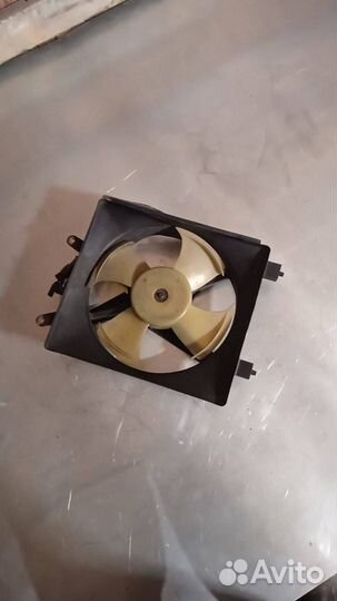 Вентилятор радиатора Honda Civic 7 2001