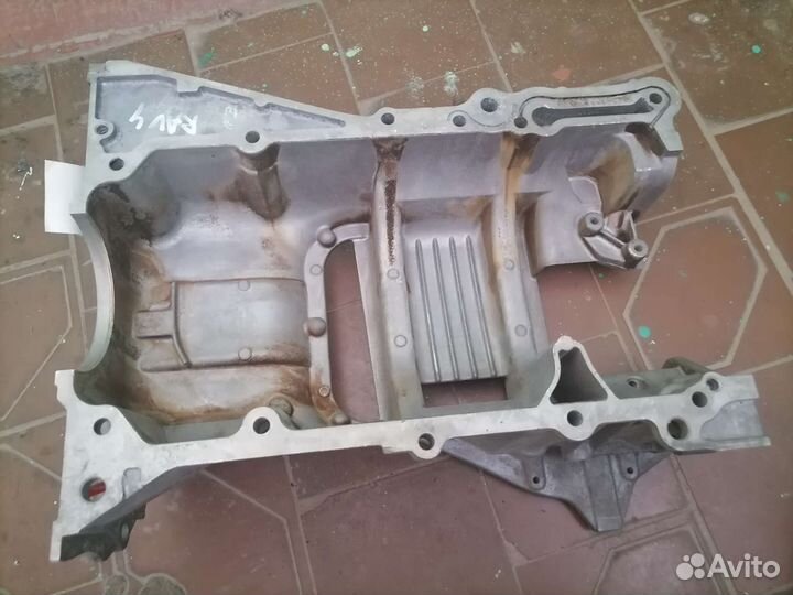 Крышка двигателя нижняя rav4, 2, 2.0ат(150лс)