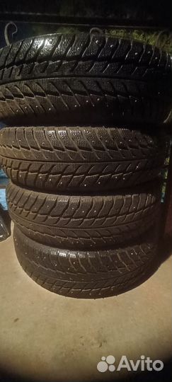 Kumho Power Grip 749P 175/70 R13 82T