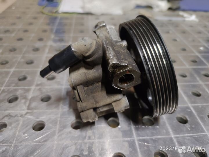 Насос гур Renault Sandero Logan 1 Largus