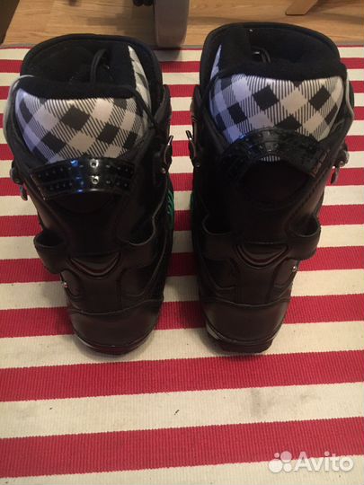 Сноубордические ботинки atom