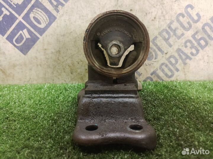 Подушка двигателя передняя левая Mitsubishi Lancer