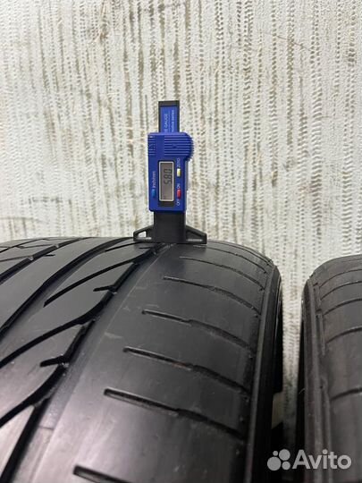 Bridgestone Potenza RE050 285/30 R19