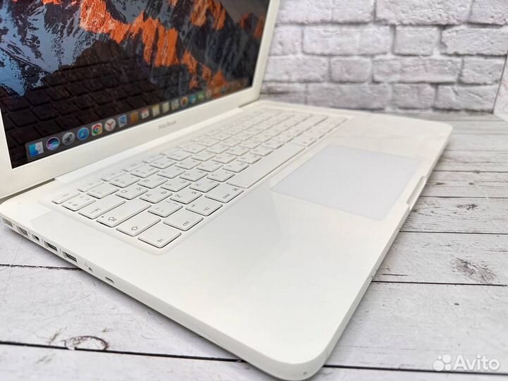 Apple MacBook Air 13 2010
