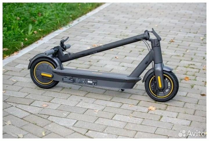 Электросамокат Ninebot KickScooter Max G30