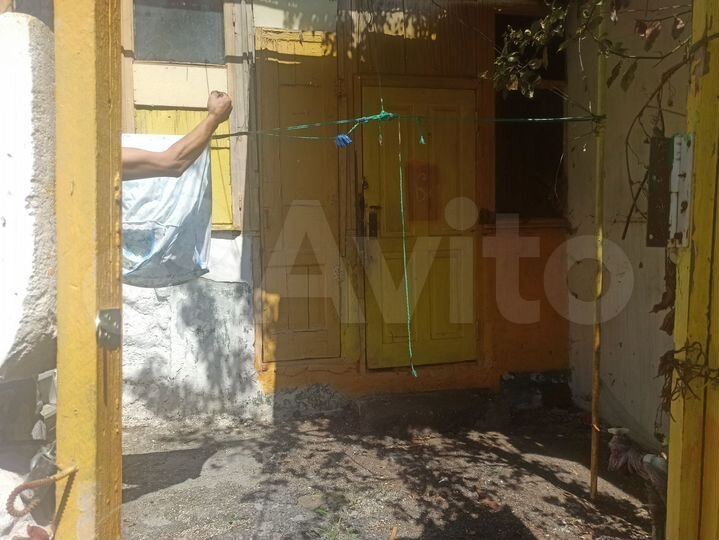 Дом 18 м² на участке 6 сот.