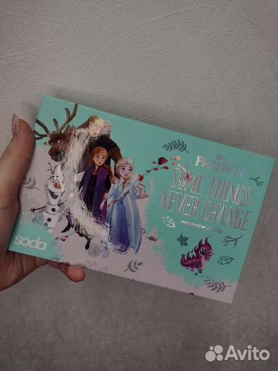 Палетка теней Soda Frozen