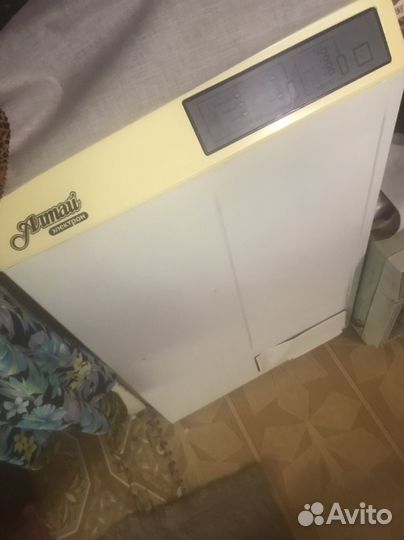 Машинка стиральная автомат