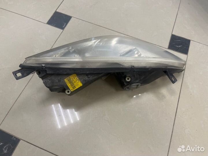 Фара передняя левая Mitsubishi Colt Z34A 135930