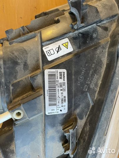 Фара биксеноновая правая BMW X1