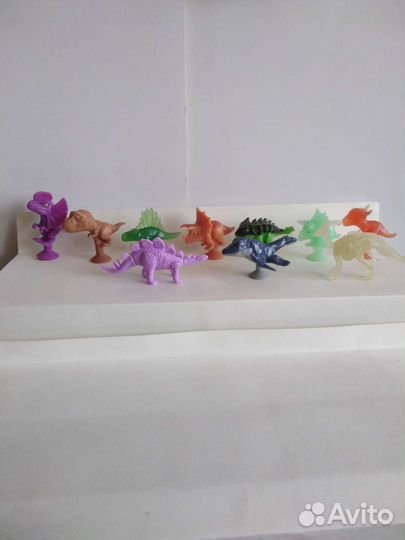 Игрушки из киндера