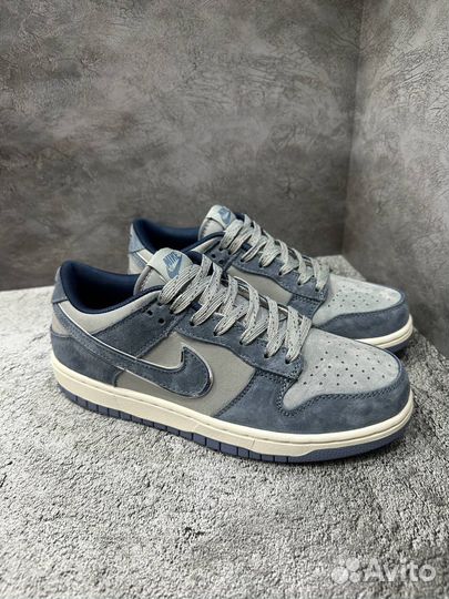 Otomo Katsuhiro x Nike SB Dunk Low Steamboу Blue