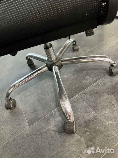 Компьютерное кресло