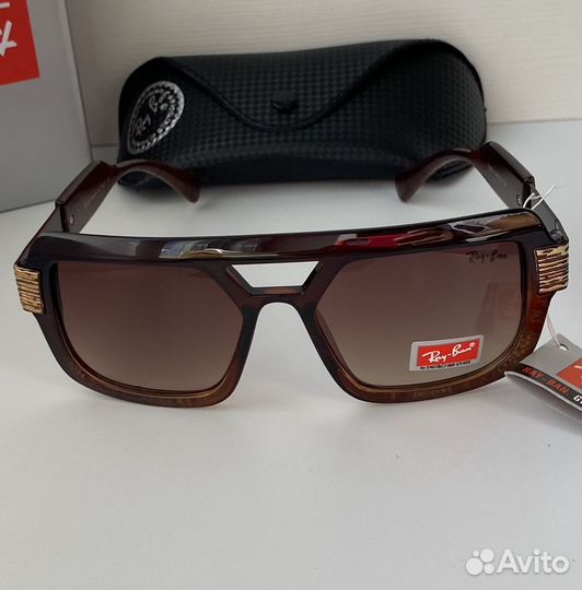 Солнцезащитные очки Ray Ban