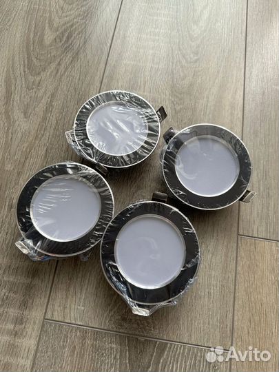 Потолочный встраиваемый светильник точечный новый