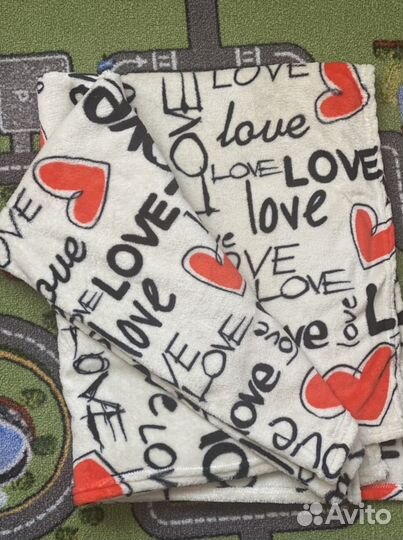 Плед бежевый love