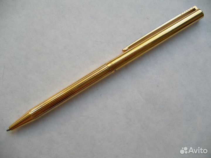 Серебряная шариковая ручка S. T. Dupont Classique