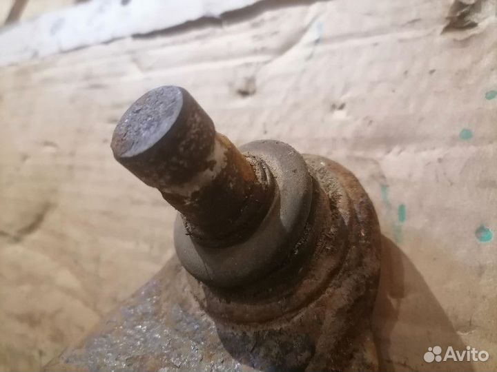 Рычаг передний левый Chery Fora (A21)