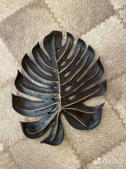 Декоративный лист