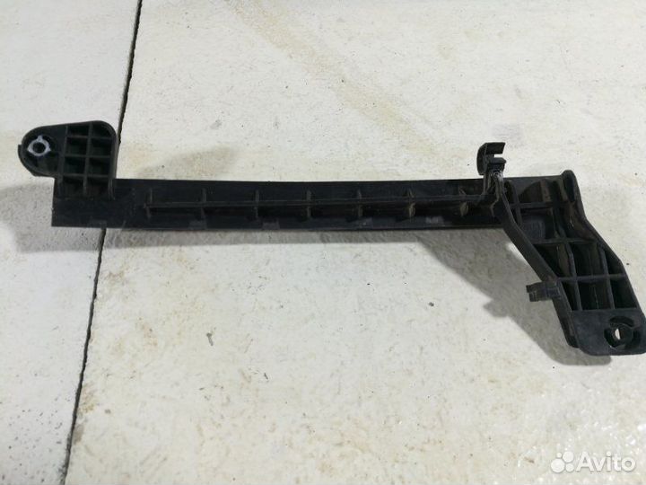 Направляющая стеклоподьёмника задняя правая