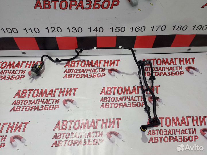 Трубка абсорбера топливных паров Рено Аркана