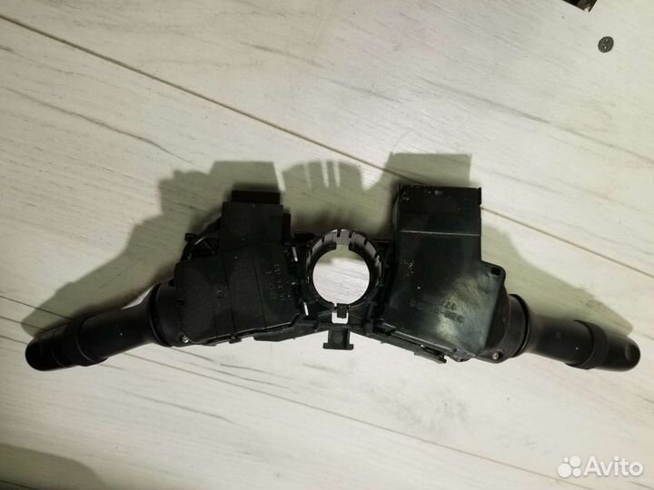 Подрулевые переключатели Lexus GS 3, IS 250