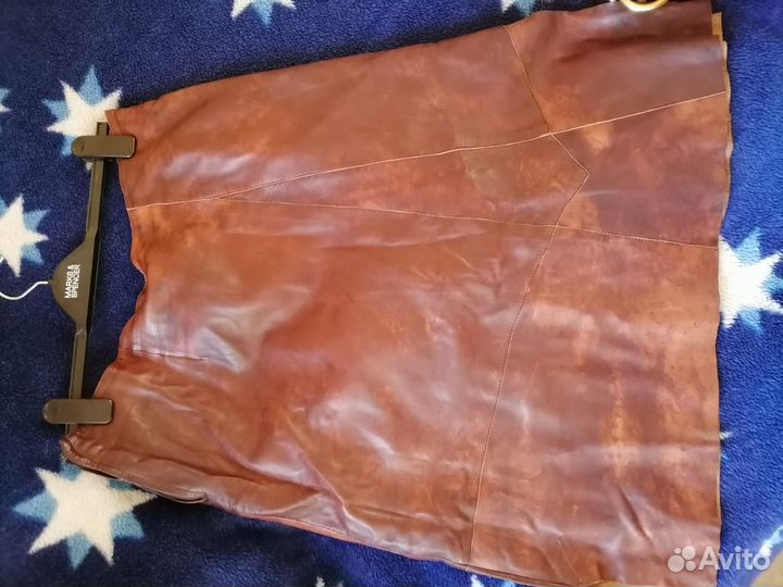 Кожаная юбка миди