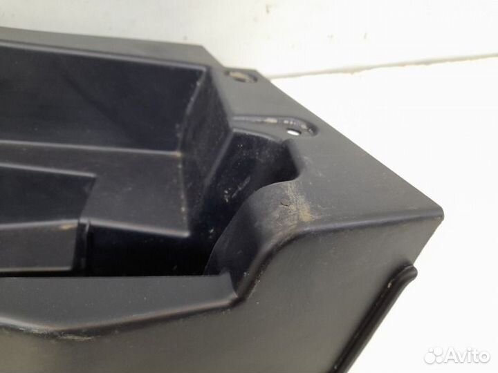 Ящик для инструментов левый Toyota Rav4 40