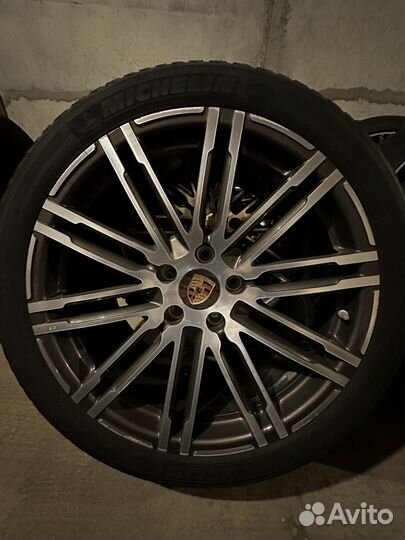 Оригинальные зимние колеса R21 Porsche Cayenne E2