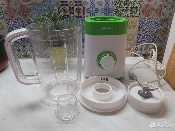 Блендер настольный стационарный maxwell mw 1184