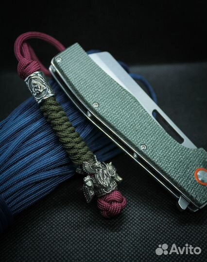Темляк для ножа из паракорда: 