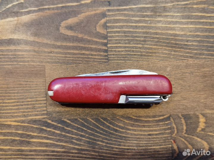 Нож складной многофункциональный