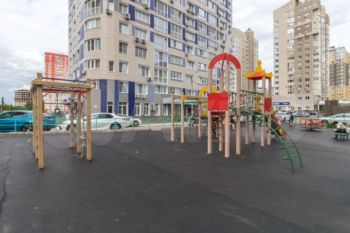 4-к. квартира, 121 м², 17/20 эт.