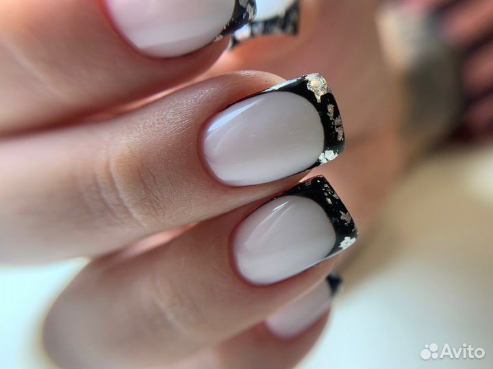 Маникюр и педикюр