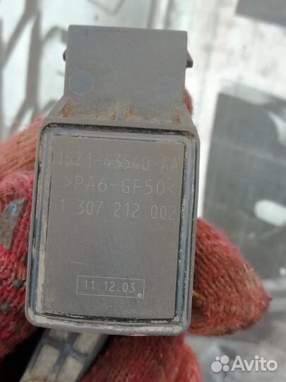 Датчик положения кузова задний Mazda 6 (GG) 2002-2