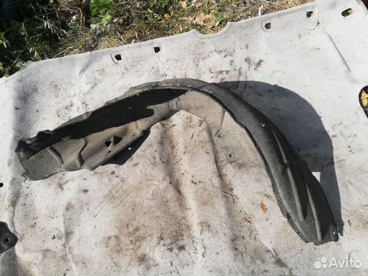 Подкрылок задний Мазда 3 вк