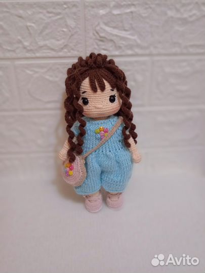 Вязаная кукла