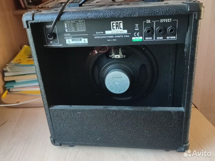 Комбоусилитель для электрогитары 25вт
