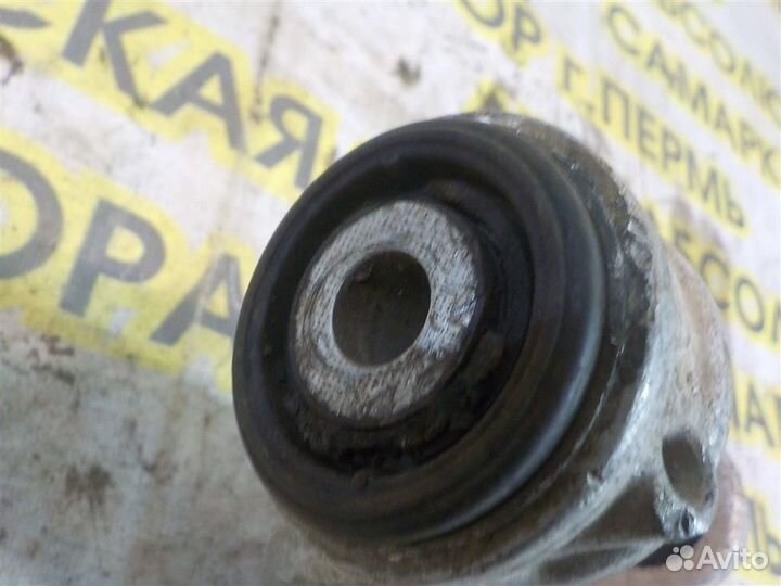 Кулак поворотный задний левый Honda Accord VII 20