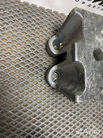 Проставка рессоры задней Volvo FH4 20875398