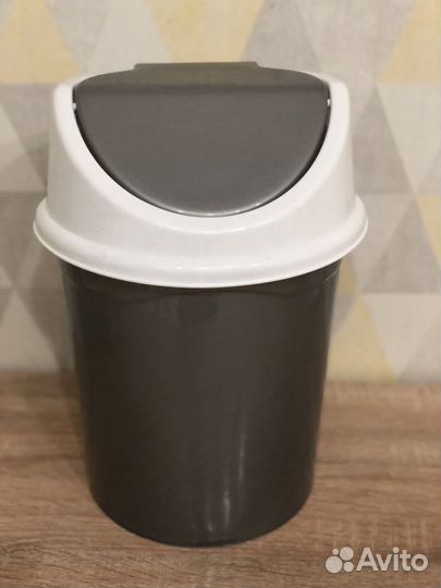 Мусорное ведро