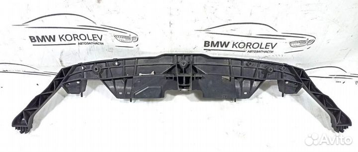 Кронштейн переднего бампера верхний Porsche Cayenn