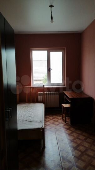 Комната 10 м² в 9-к., 2/2 эт.