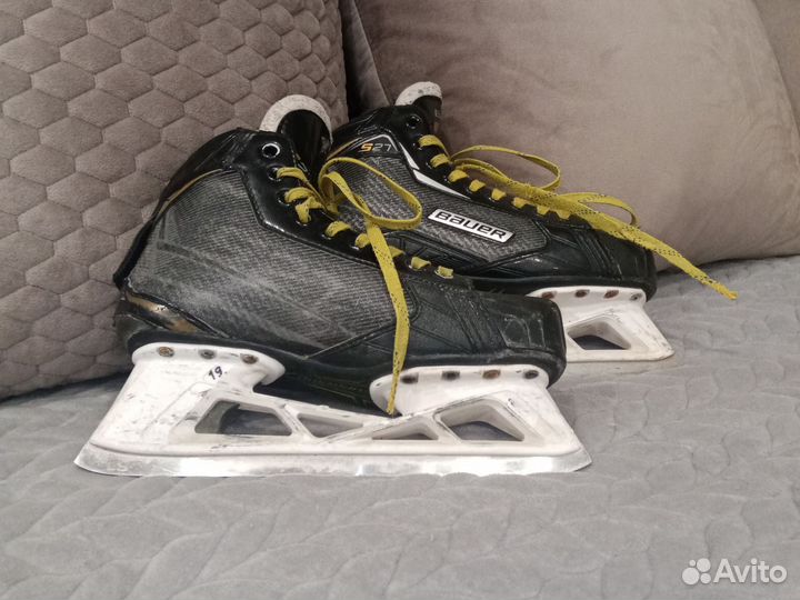 Коньки вратарские bauer s27