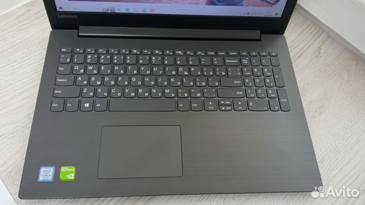 Ноутбук Lenovo 81DE