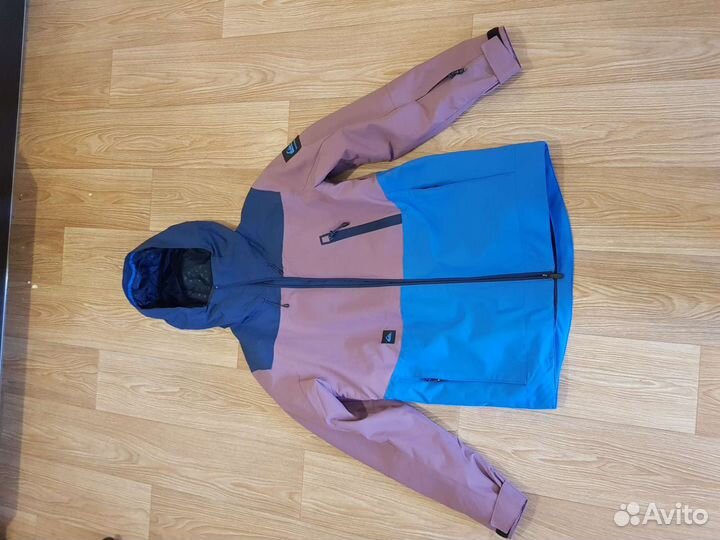 Сноубордическая куртка Quiksilver