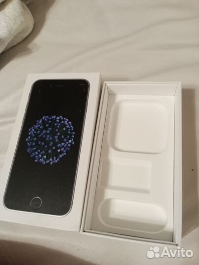Коробка из под iPhone 6
