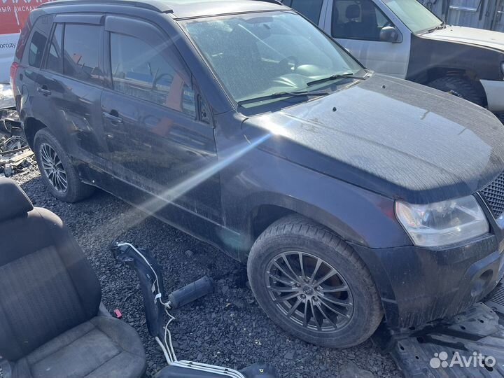 На разбор Suzuki grand vitara 2008 2.0 4wd