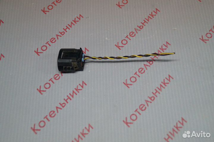 Nissan 23100-CT00A Разъем генератора